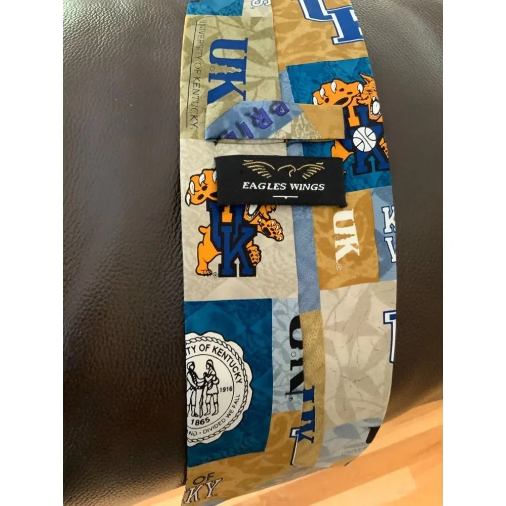 University Of Kentucky Men's‎ Tie 100% Silk UK Logo Eagle Wings Wildcats